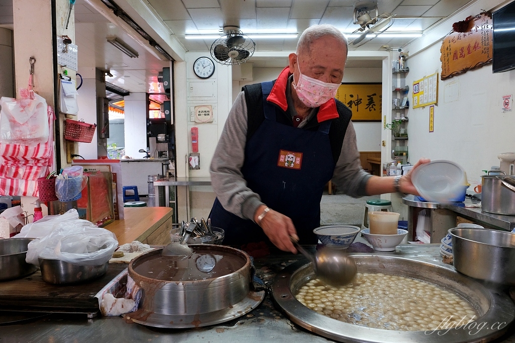 宜蘭羅東|羅東紅豆湯圓,超過40年歷史銅板美食,號稱全台最好吃的紅豆湯圓 @飛天璇的口袋 宜蘭羅東|羅東紅豆湯圓,超過40年歷史銅板美食,號稱全台最好吃的紅豆湯圓 @飛天璇的口袋