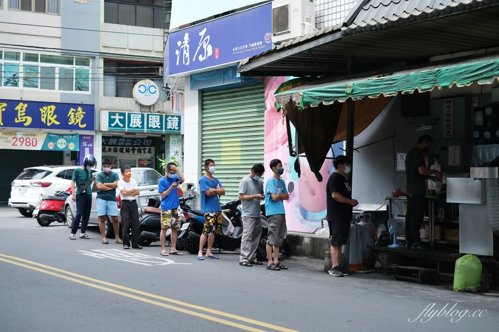 彰化田中｜田中一口水煎包．假日大排長龍，營業超過20個年頭的銅板美食 @飛天璇的口袋