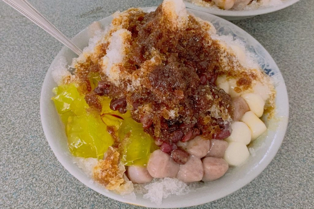 彰化田中|阿行冰店.原田中統一冰菓店,營業近30個年頭的越南圓仔冰 @飛天璇的口袋 彰化田中|阿行冰店.原田中統一冰菓店,營業近30個年頭的越南圓仔冰 @飛天璇的口袋