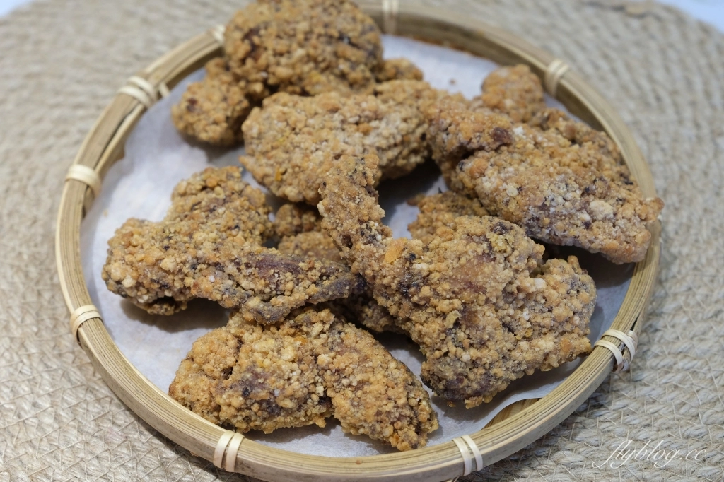 台中北屯｜雞多汁．食尚玩家小鎮美食PK大賽冠軍，三角骨、黃金雞排和甘梅薯條 @飛天璇的口袋