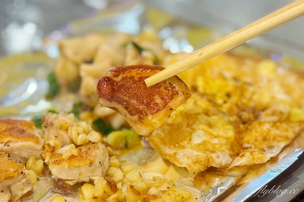 台中北屯｜嘉賓平價鐵板燒．還沒營業就在排隊，水湳大連路鐵板燒傳奇 @飛天璇的口袋