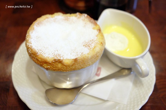 日本愛知｜星乃咖啡店．名古屋連鎖咖啡館，推薦舒芙蕾厚鬆餅，早餐點咖啡送吐司 @飛天璇的口袋