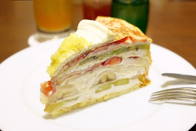 日本愛知｜Harbs名古屋榮本店．必吃水果千層蛋糕，奶油怎麼有辦法這麼清爽好吃 @飛天璇的口袋