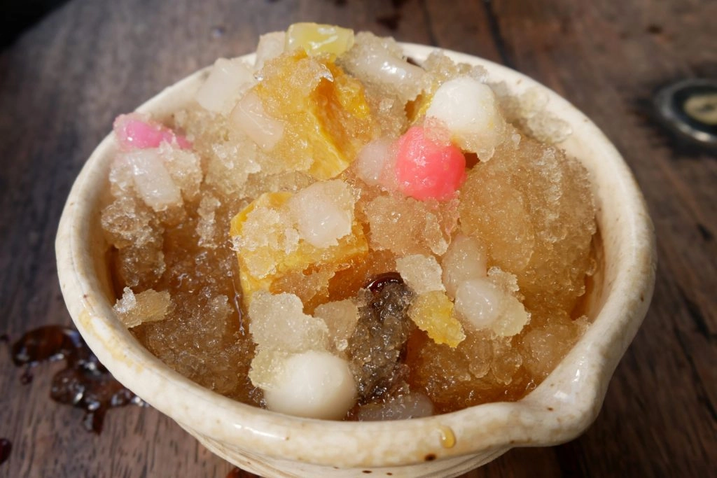 嘉義西區｜咱台灣人的冰，隱藏巷子裡的古早味剉冰店，友人驚呼全世界最好吃的蜜地瓜 @飛天璇的口袋