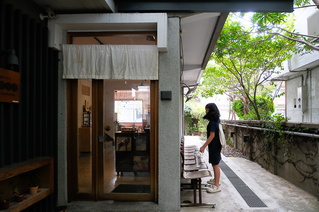 台中西區｜小野食堂．精明商圈日式定食餐廳，根本一秒到日本的感覺 @飛天璇的口袋