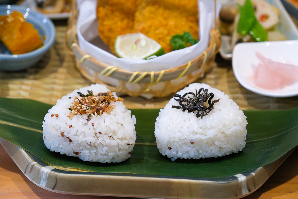 台中西區｜小野食堂．精明商圈日式定食餐廳，根本一秒到日本的感覺 @飛天璇的口袋