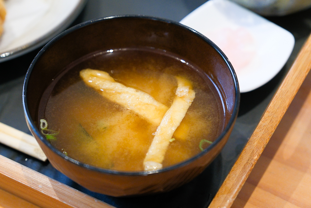 台中西區｜小野食堂．精明商圈日式定食餐廳，根本一秒到日本的感覺 @飛天璇的口袋