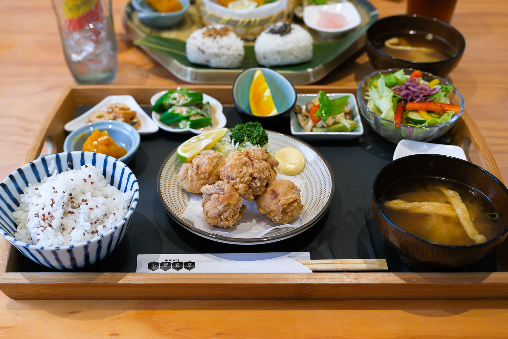 台中西區｜小野食堂．精明商圈日式定食餐廳，根本一秒到日本的感覺 @飛天璇的口袋