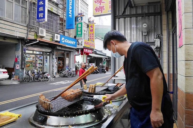 台中清水｜清水白燒炸粿．清水人推薦的必吃美食，有分早上場和下午場 @飛天璇的口袋