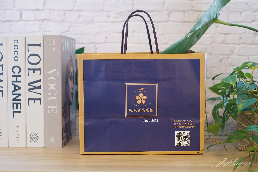 台中新社｜旺來蓁展蛋捲｜曾經一等就是半年的手工蛋餅，看起來毫不起眼卻是一口接一口 @飛天璇的口袋