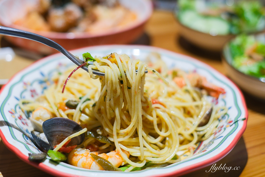台中西區｜遊牧餐桌．地中海料理吃得到，忠勤街老宅義大利麵餐廳 @飛天璇的口袋
