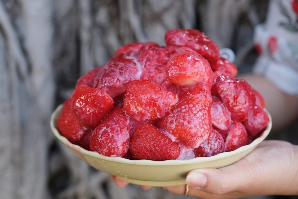台南中西｜冰鄉．台南超人氣冰品店，季節限定草莓冰排隊也要吃 @飛天璇的口袋