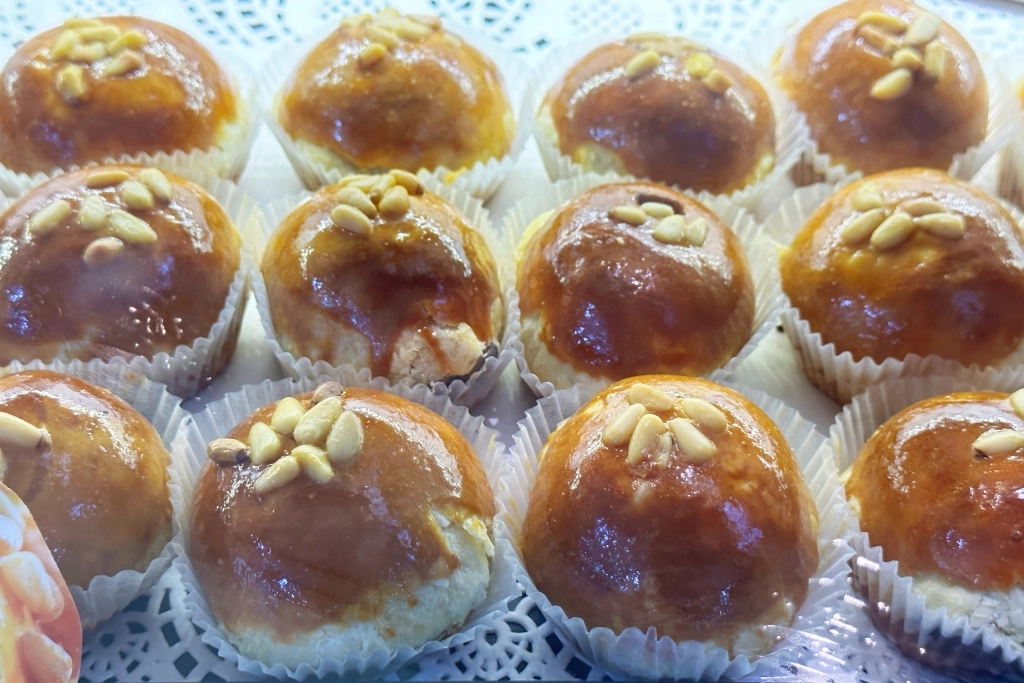 台北中正｜王師父餅舖．傳說中的金月娘傳奇，中秋送禮的好選擇，台北必買伴手禮 @飛天璇的口袋