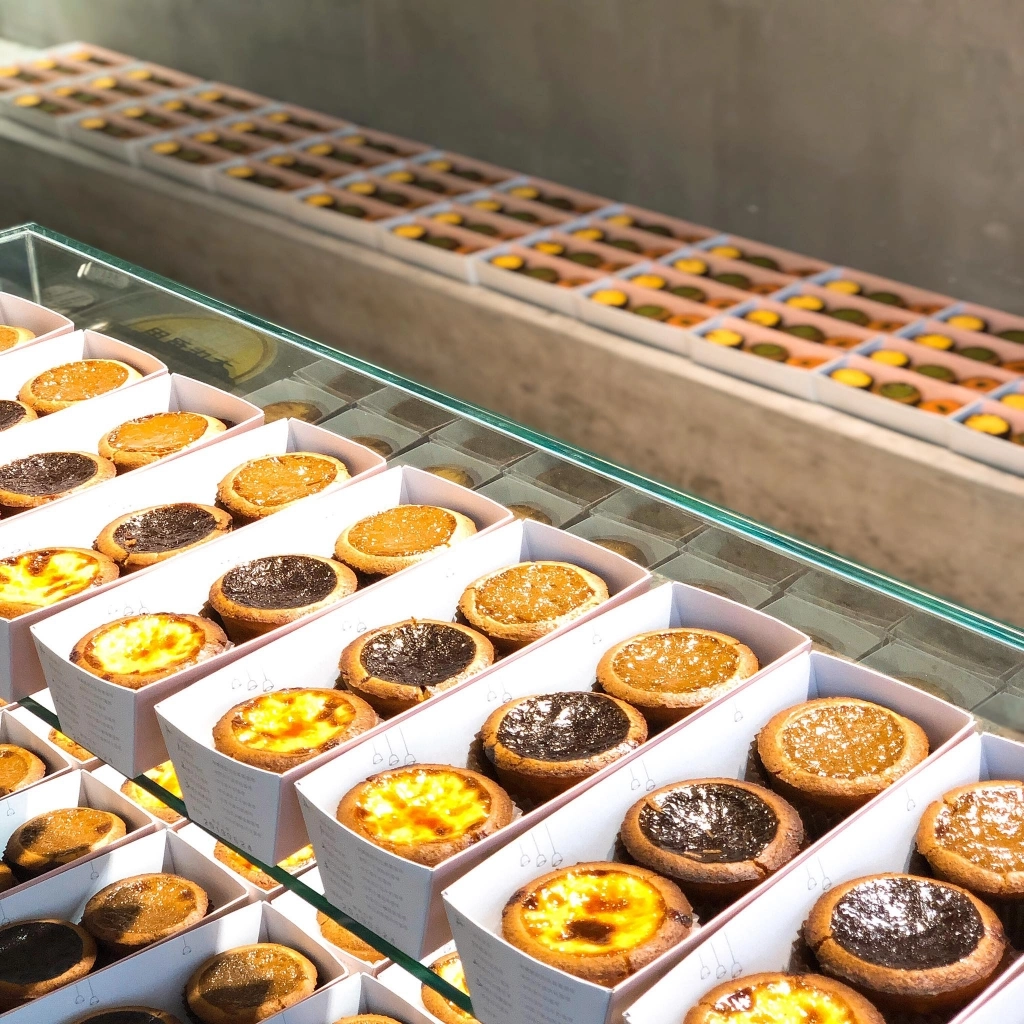 台中西區｜克莉斯塔 christinetart．台中勤美草悟道蛋塔，口感濃郁酥脆好好吃 @飛天璇的口袋