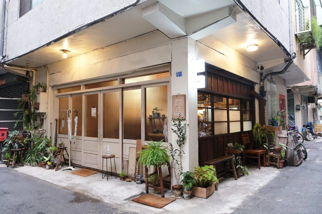 Kichi｜隱藏北屯巷弄裡的「Kichi鬆餅」，招牌日式厚鬆餅QQ的很好吃 @飛天璇的口袋