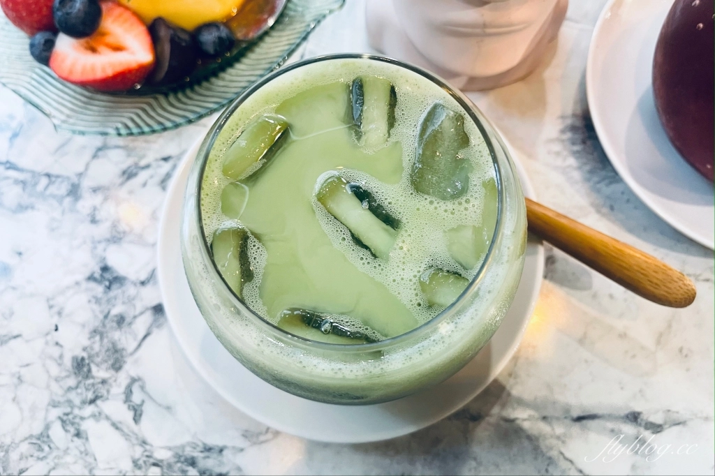 五金女子行｜五金女子行搬家了，隱身在二樓的低調甜點店，粉絲頁每天推出不同甜點 @飛天璇的口袋