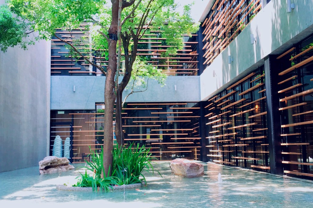 【台中南屯】昭日堂燒肉，台中超浮誇燒肉店，2017年德國紅點設計大獎 @飛天璇的口袋