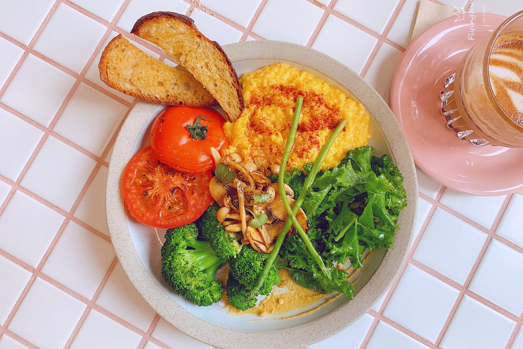 澳倫概念 AULON Concept：英國靈澳洲魂概念早午餐店，憲賣咖啡第四間店，逢甲商圈美食餐廳 @飛天璇的口袋