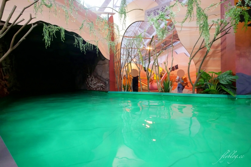 侏羅紀X恐龍水世界：台中這個夏天就瘋恐龍，五大必玩設施千萬別錯過！ @飛天璇的口袋