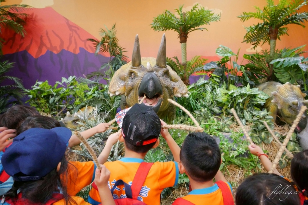 侏羅紀X恐龍水世界：台中這個夏天就瘋恐龍，五大必玩設施千萬別錯過！ @飛天璇的口袋