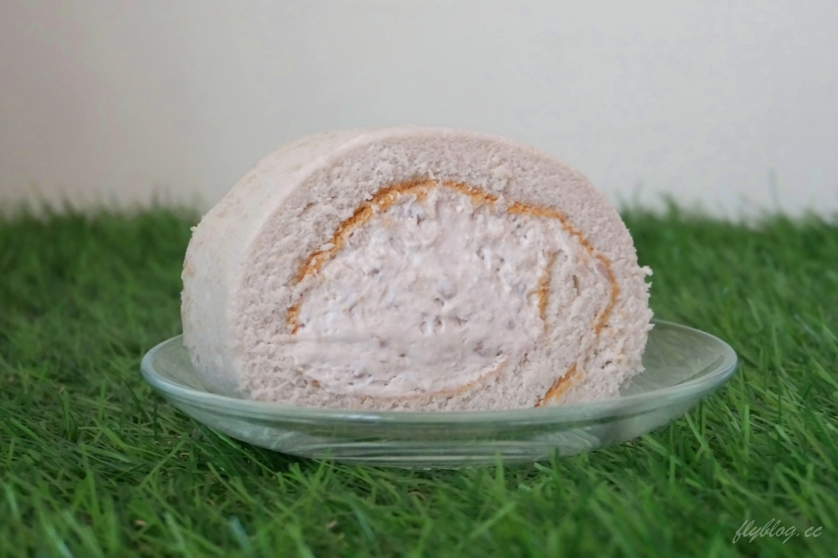 台中豐原｜寶才食品．芋泥捲和芋泥蛋糕必推，迷人芋頭香氣超療癒 @飛天璇的口袋