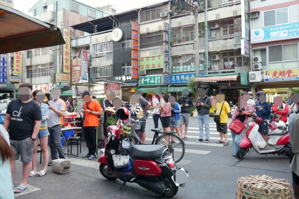 台中西屯｜水湳東山鴨頭．一週只營業四天，整整等了4個小時 @飛天璇的口袋