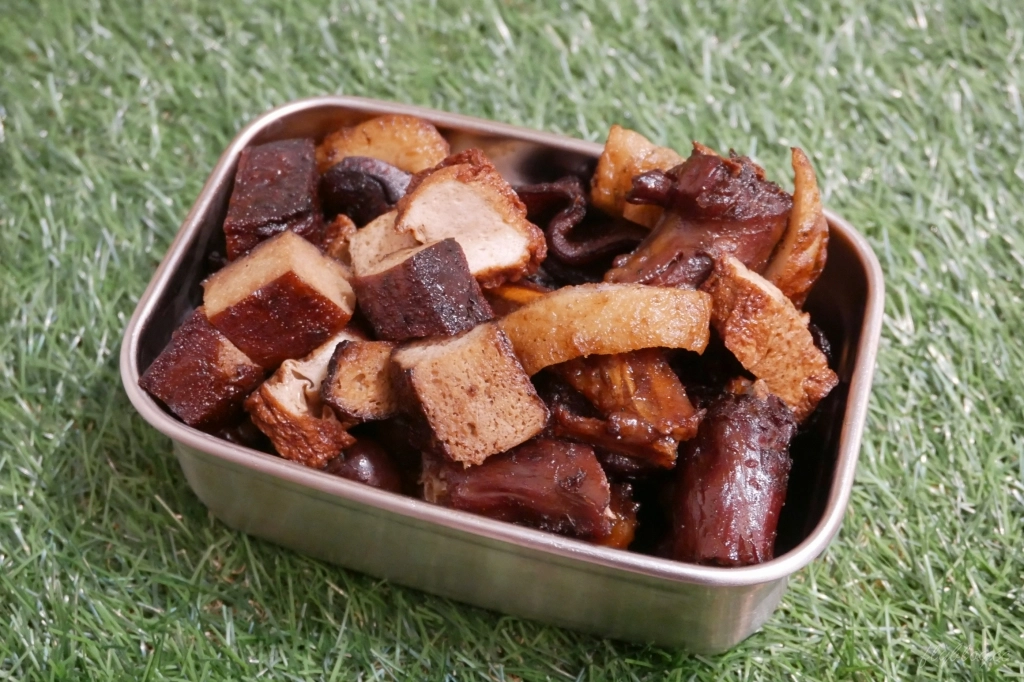 台中西屯｜水湳東山鴨頭．一週只營業四天，整整等了4個小時 @飛天璇的口袋