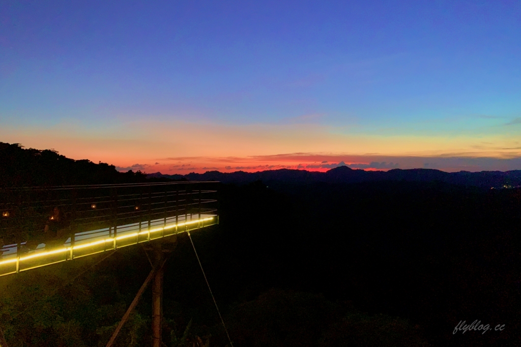 台南東山｜174翼騎士驛站，俗女養成記2拍攝地，超美透明玻璃天空步道 @飛天璇的口袋