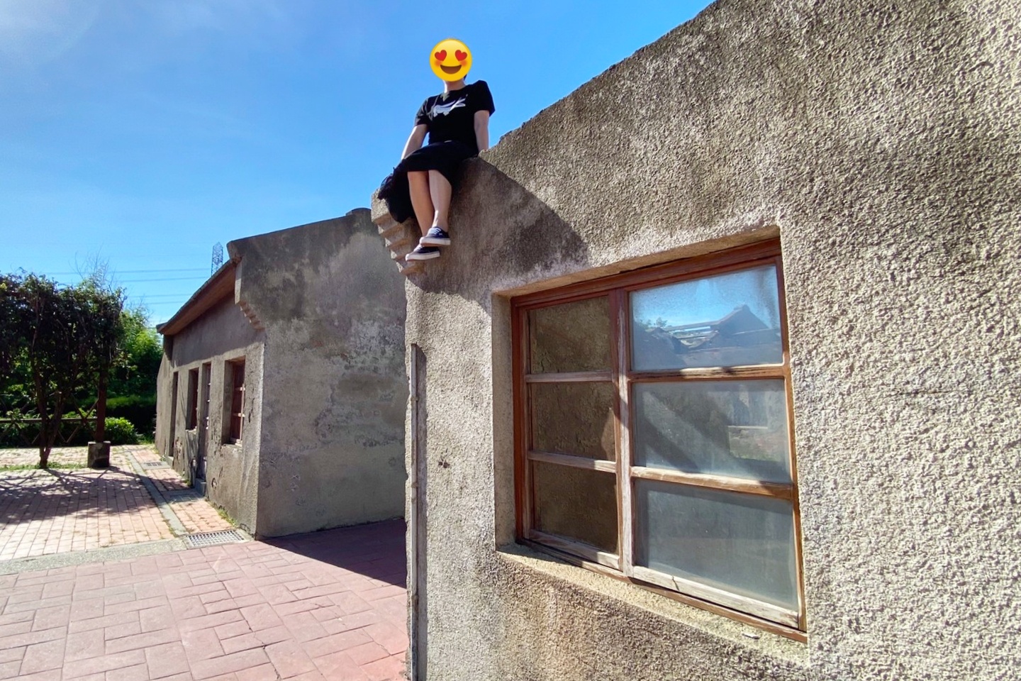 彰化伸港白色海豚屋｜伸港自然生態教育中心，一路順遊慶安水道和蛤蜊軍營，彰化伸港IG打卡熱門景點 @飛天璇的口袋