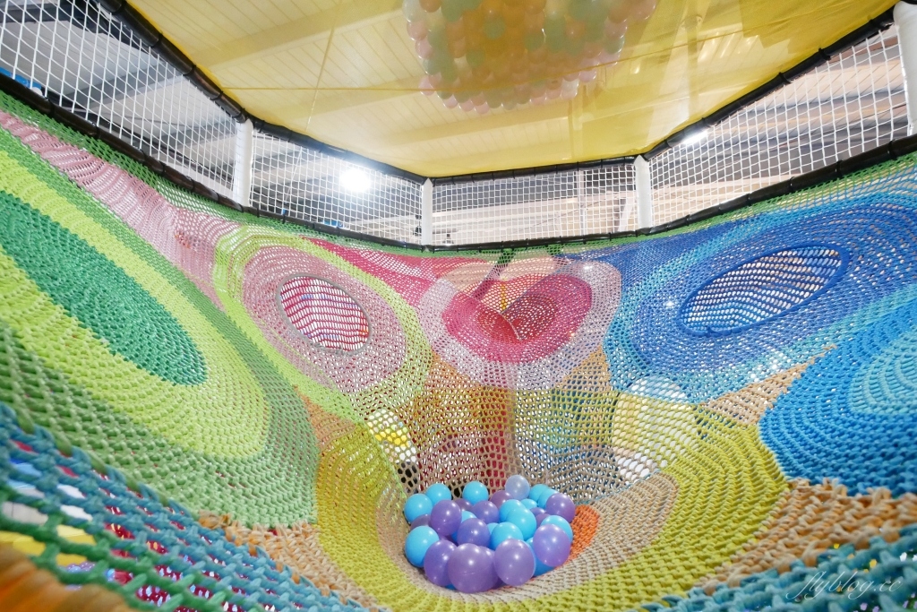 【台中北屯】咱們小時候：全台最大主題包廂 x 寓教於樂的親子餐廳 x 設施全新登場 @飛天璇的口袋