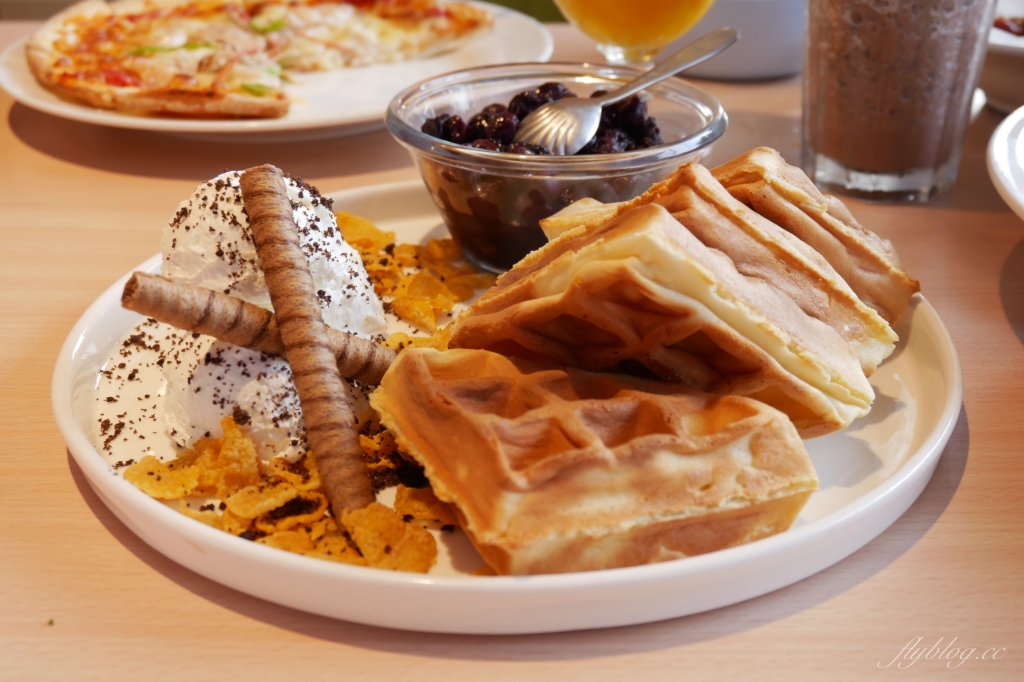 【台中北屯】咱們小時候：全台最大主題包廂 x 寓教於樂的親子餐廳 x 設施全新登場 @飛天璇的口袋