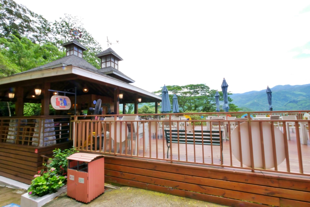 蘇維拉莊園｜蘑菇精靈樹屋、75公尺長森林溜滑梯、瀑布雨林咖啡屋 @飛天璇的口袋