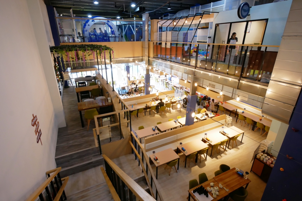 【台中北屯】咱們小時候：全台最大主題包廂 x 寓教於樂的親子餐廳 x 設施全新登場 @飛天璇的口袋