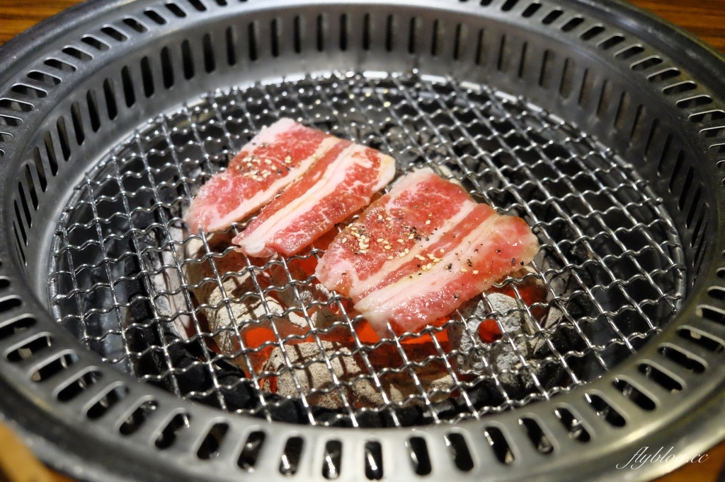 台北大安｜上吉燒肉，Google評價4.9顆星，一個人也可以品嚐和牛，專業級師傅板前代烤 @飛天璇的口袋