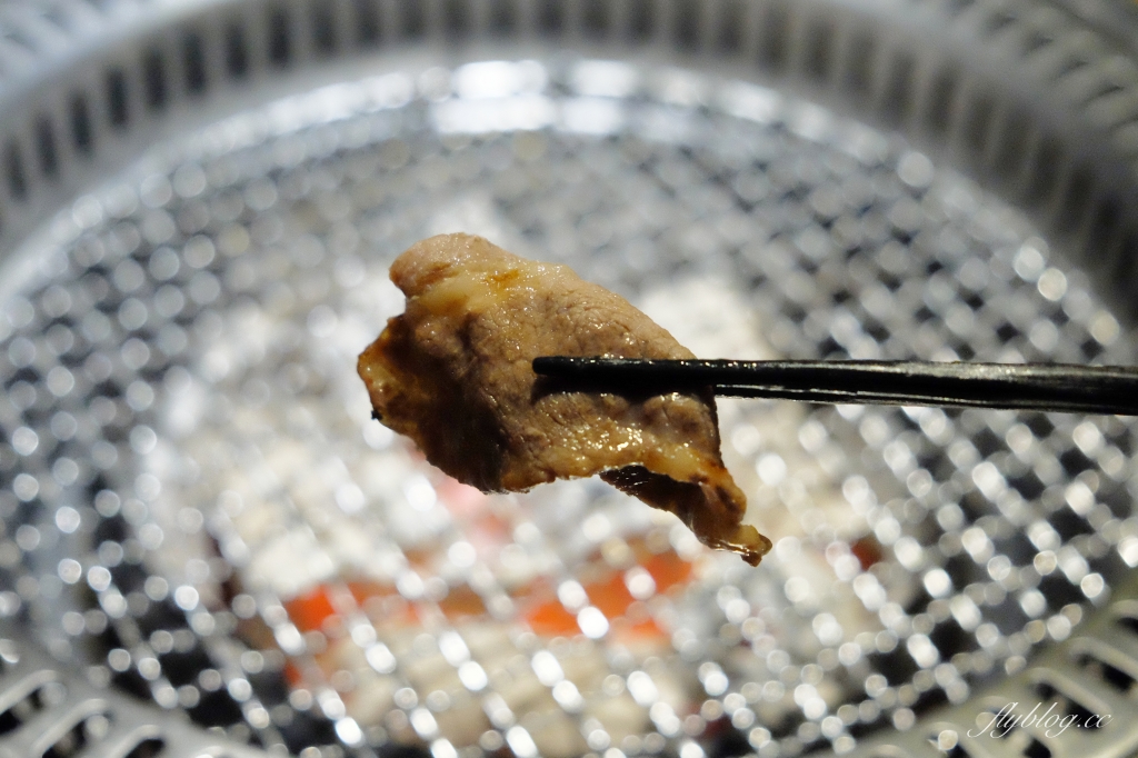 台北大安｜上吉燒肉，Google評價4.9顆星，一個人也可以品嚐和牛，專業級師傅板前代烤 @飛天璇的口袋