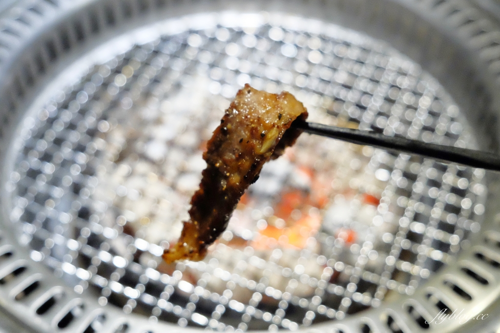 台北大安｜上吉燒肉，Google評價4.9顆星，一個人也可以品嚐和牛，專業級師傅板前代烤 @飛天璇的口袋