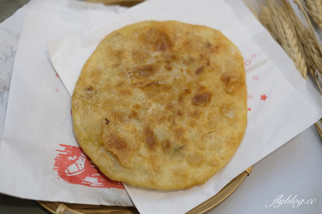 台中北屯｜劉記蘿蔔絲餅．在地20年綏遠路蘿蔔絲餅，文心國小旁的銅板美食 @飛天璇的口袋