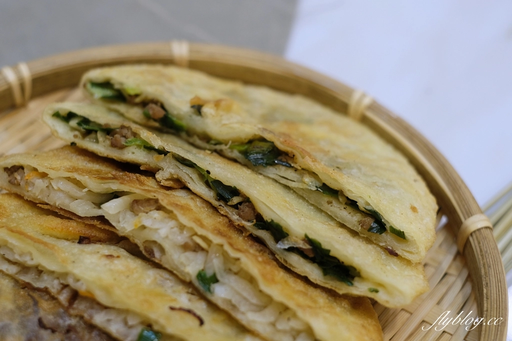 台中北屯|劉記蘿蔔絲餅.在地20年綏遠路蘿蔔絲餅,文心國小旁的銅板美食 @飛天璇的口袋 台中北屯|劉記蘿蔔絲餅.在地20年綏遠路蘿蔔絲餅,文心國小旁的銅板美食 @飛天璇的口袋