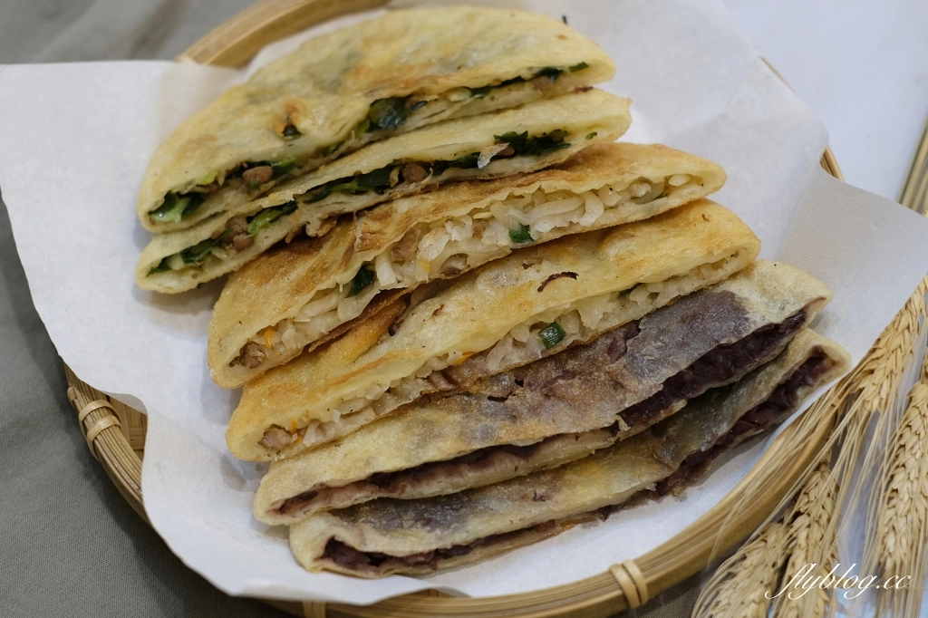 台中北屯|劉記蘿蔔絲餅.在地20年綏遠路蘿蔔絲餅,文心國小旁的銅板美食 @飛天璇的口袋 台中北屯|劉記蘿蔔絲餅.在地20年綏遠路蘿蔔絲餅,文心國小旁的銅板美食 @飛天璇的口袋