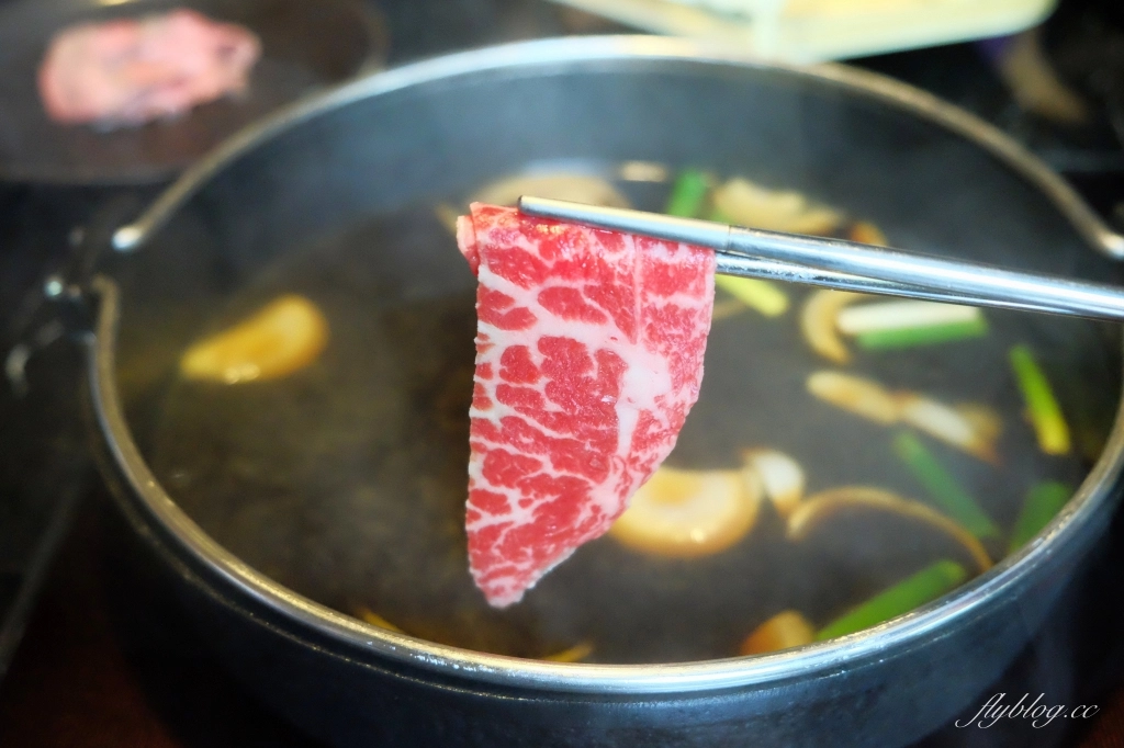 台中南屯｜肉懷食，$888元美國Prime等級壽喜燒吃到飽，使用振興三倍券再直接去尾數 @飛天璇的口袋