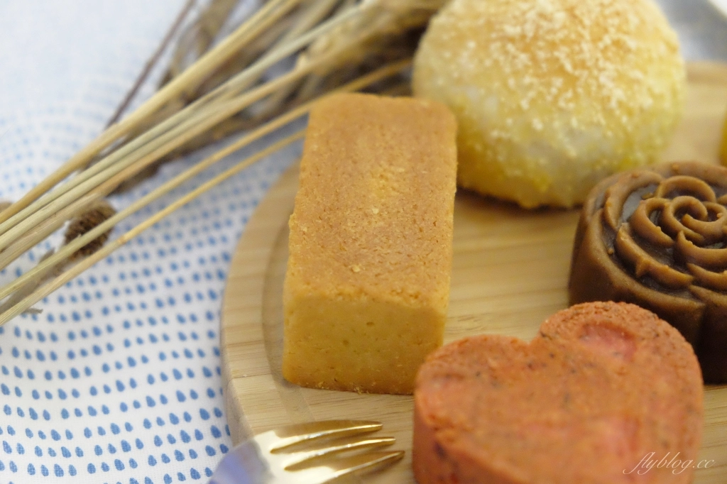 台中南屯｜SweetsPURE森貝爾溫感烘焙．中秋月餅禮盒新上市，松露曲奇餅同步上市 @飛天璇的口袋