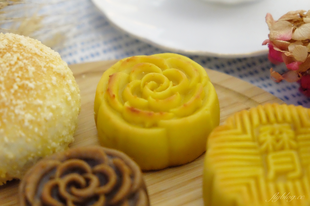 台中南屯｜SweetsPURE森貝爾溫感烘焙．中秋月餅禮盒新上市，松露曲奇餅同步上市 @飛天璇的口袋