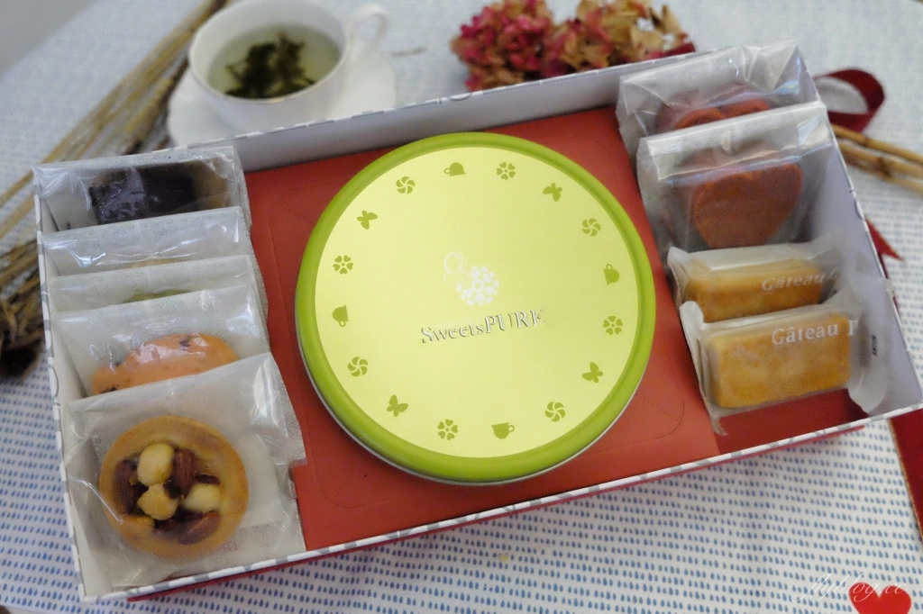 台中南屯｜SweetsPURE森貝爾溫感烘焙．中秋月餅禮盒新上市，松露曲奇餅同步上市 @飛天璇的口袋