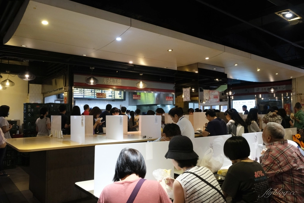 台北中正｜阜杭豆漿．米其林必比登推薦傳統早餐，外國觀光客來台灣必吃美食 @飛天璇的口袋