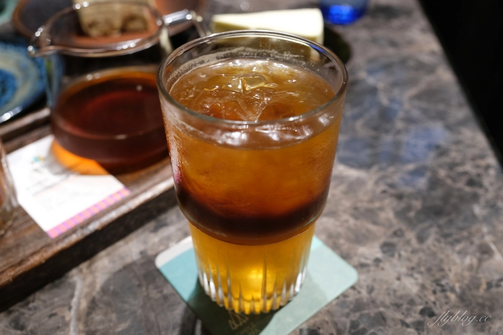 台北中正｜興波咖啡 Simple Kaffa，亞洲最佳50咖啡館第一名，世界咖啡大師賽冠軍名店 @飛天璇的口袋