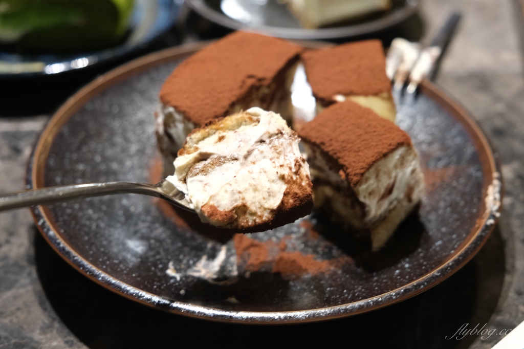 台北中正｜興波咖啡 Simple Kaffa，亞洲最佳50咖啡館第一名，世界咖啡大師賽冠軍名店 @飛天璇的口袋