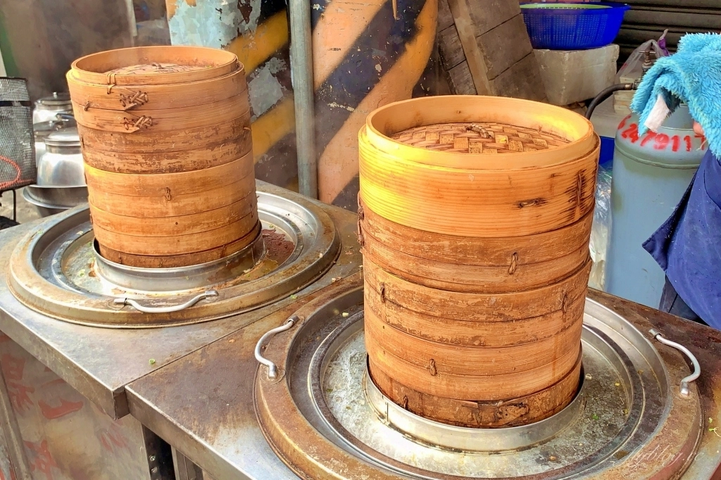 台中烏日｜宮太鮮小籠湯包．Google評價4.4顆星小籠包，滿滿蔥花的排隊湯包 @飛天璇的口袋