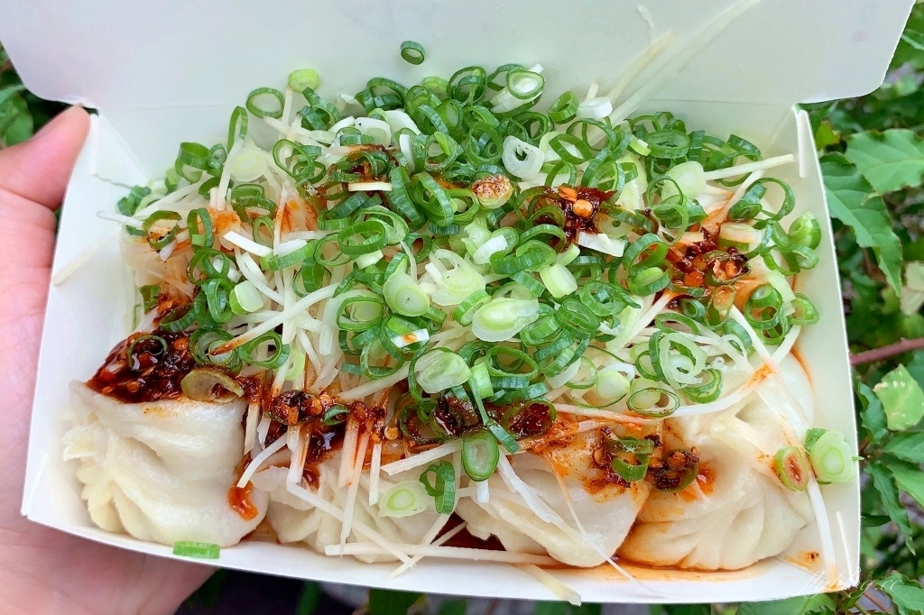 台中烏日｜宮太鮮小籠湯包．Google評價4.4顆星小籠包，滿滿蔥花的排隊湯包 @飛天璇的口袋