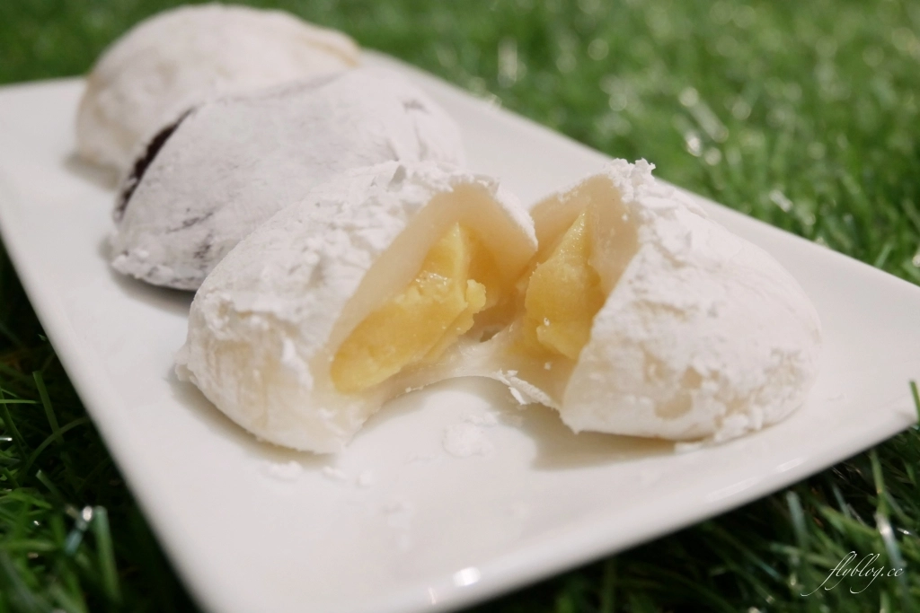 台中北屯｜洪記阿公麻糬．水湳市場擺攤到實體店面，皮薄內餡飽滿口味多 @飛天璇的口袋