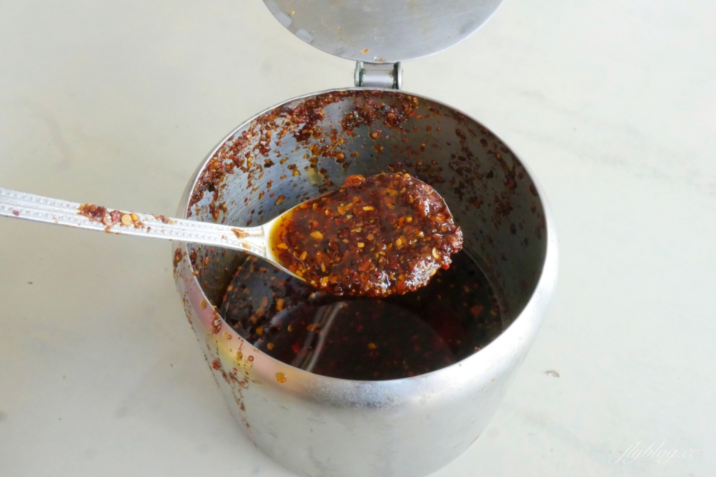 嘉義西區｜四味果汁涼麵．在地人才知道的吃法，涼麵加美乃滋傳承40年 @飛天璇的口袋